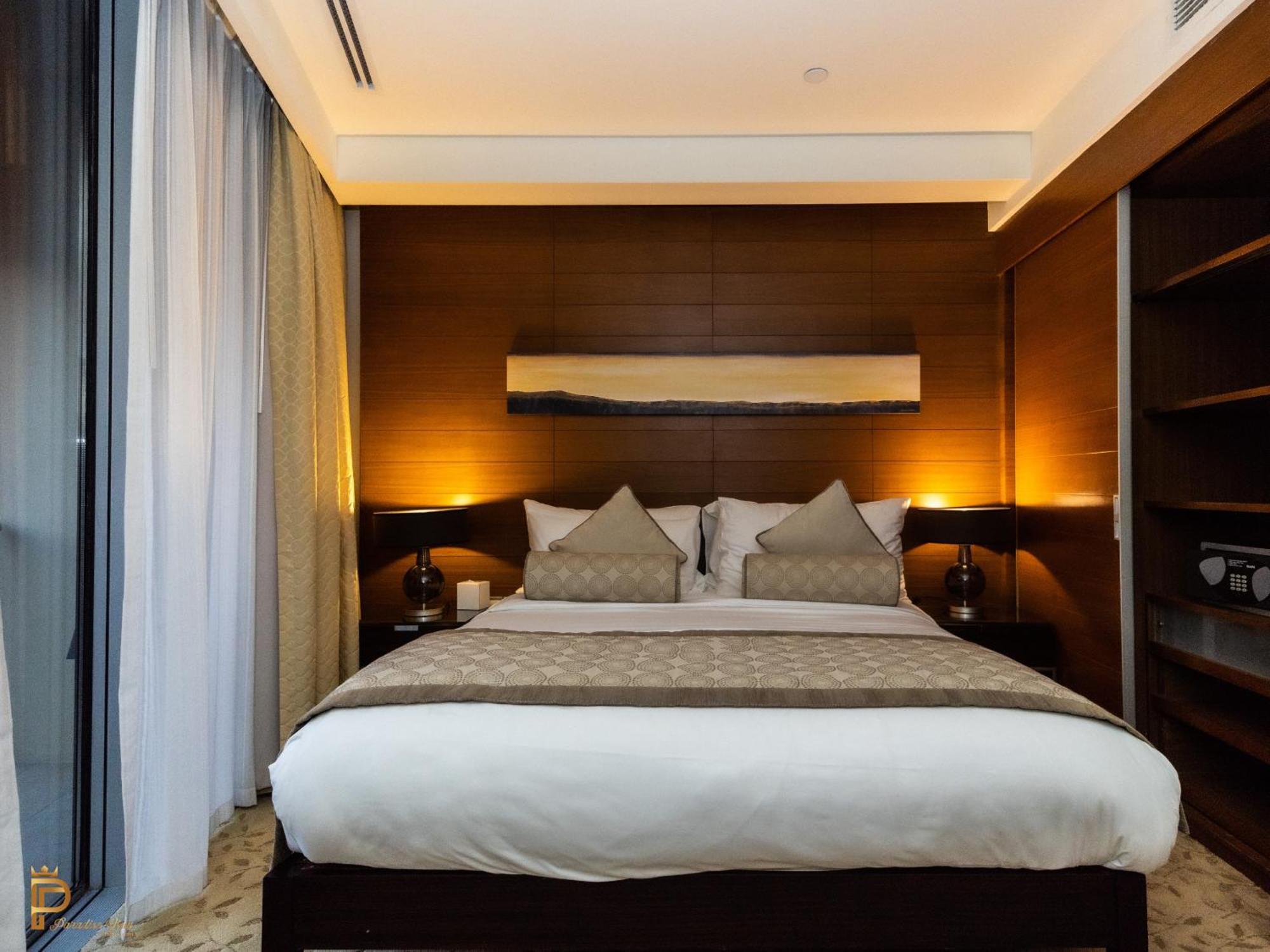 Paradise View The Mall Residences Apartment